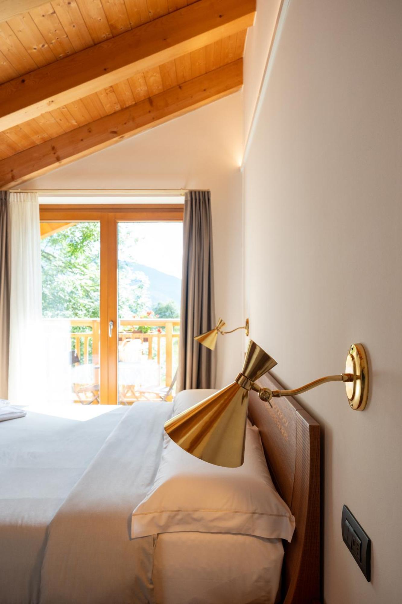 Agriturismo Donec Ponte Di Legno Eksteriør billede