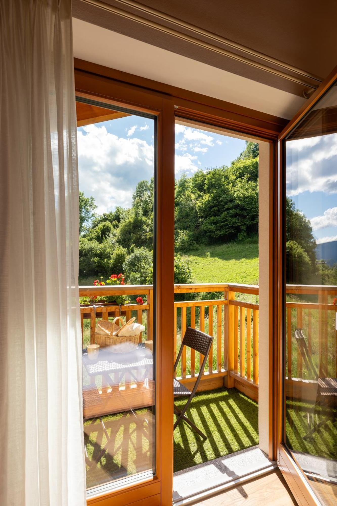 Agriturismo Donec Ponte Di Legno Eksteriør billede